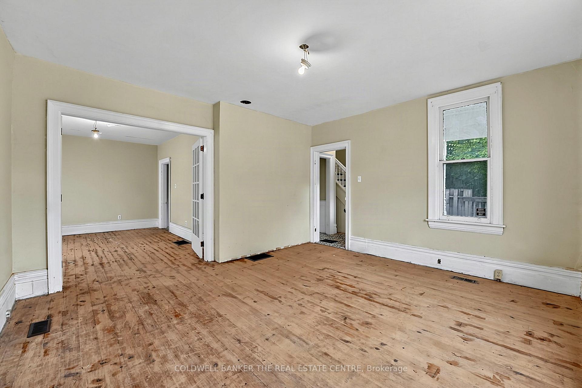 Photo 9 of 592 Gorham Street, Newmarket, Gorham-College Manor — HOMEH