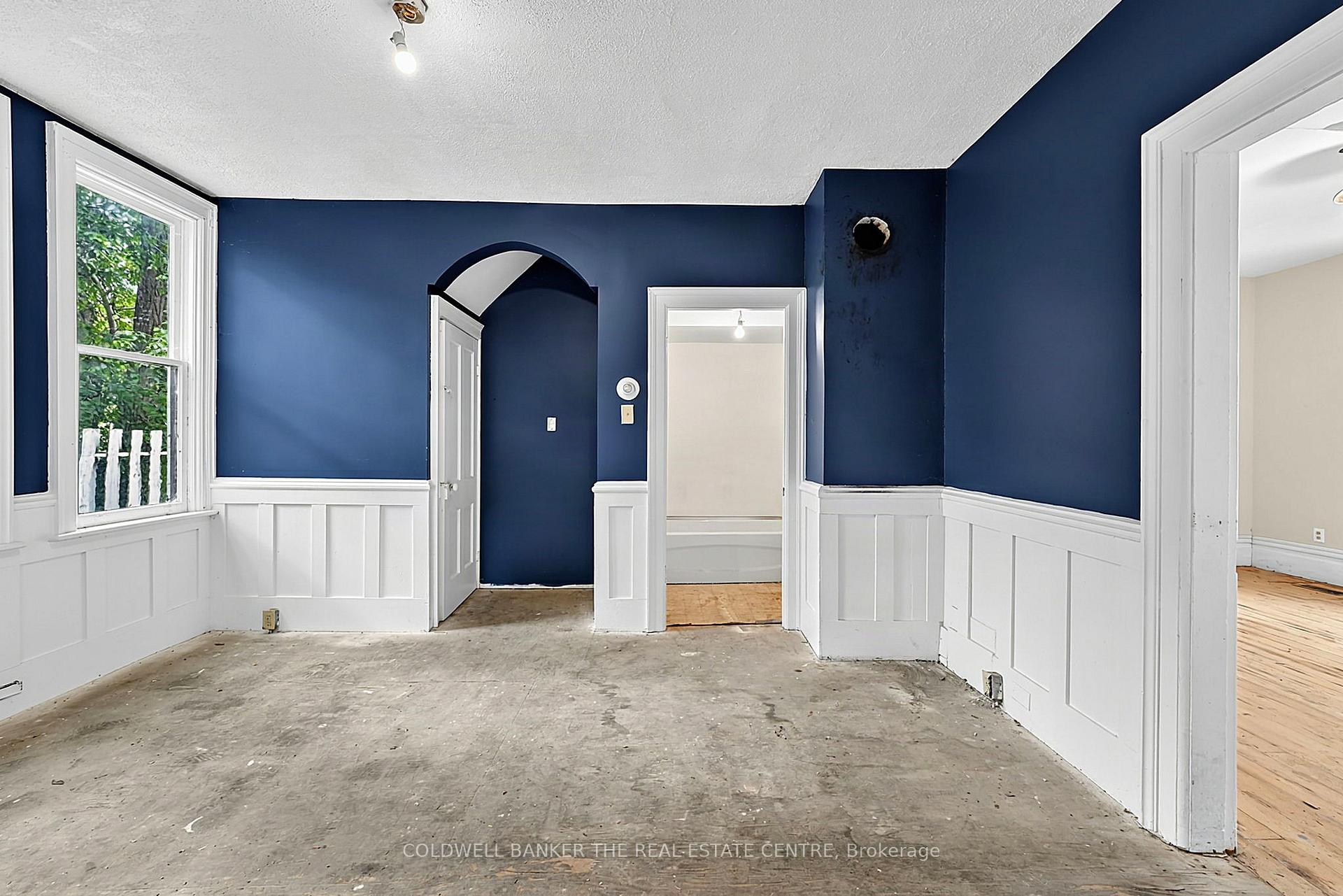 Photo 13 of 592 Gorham Street, Newmarket, Gorham-College Manor — HOMEH