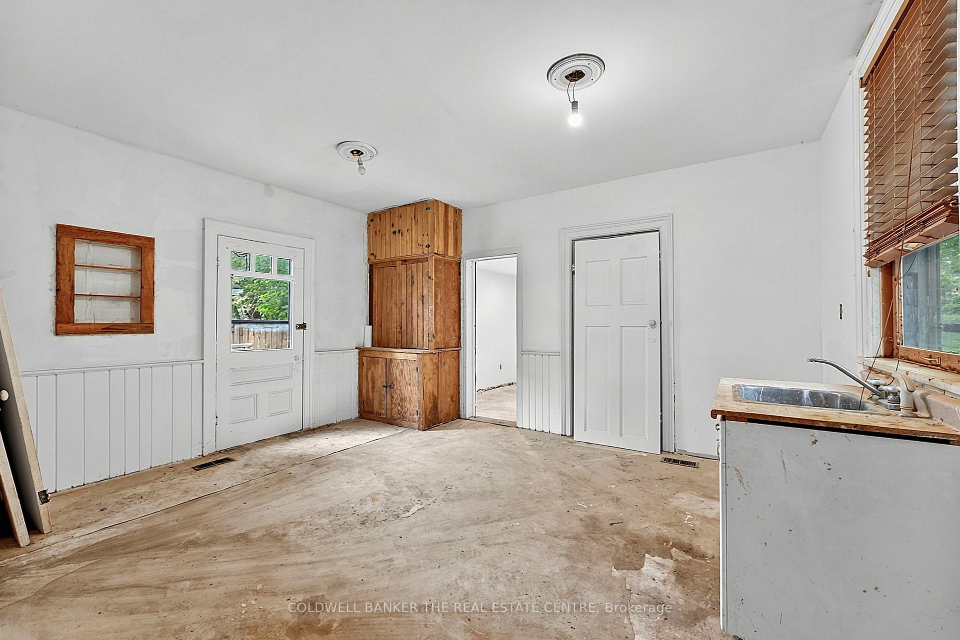 Photo 15 of 592 Gorham Street, Newmarket, Gorham-College Manor — HOMEH