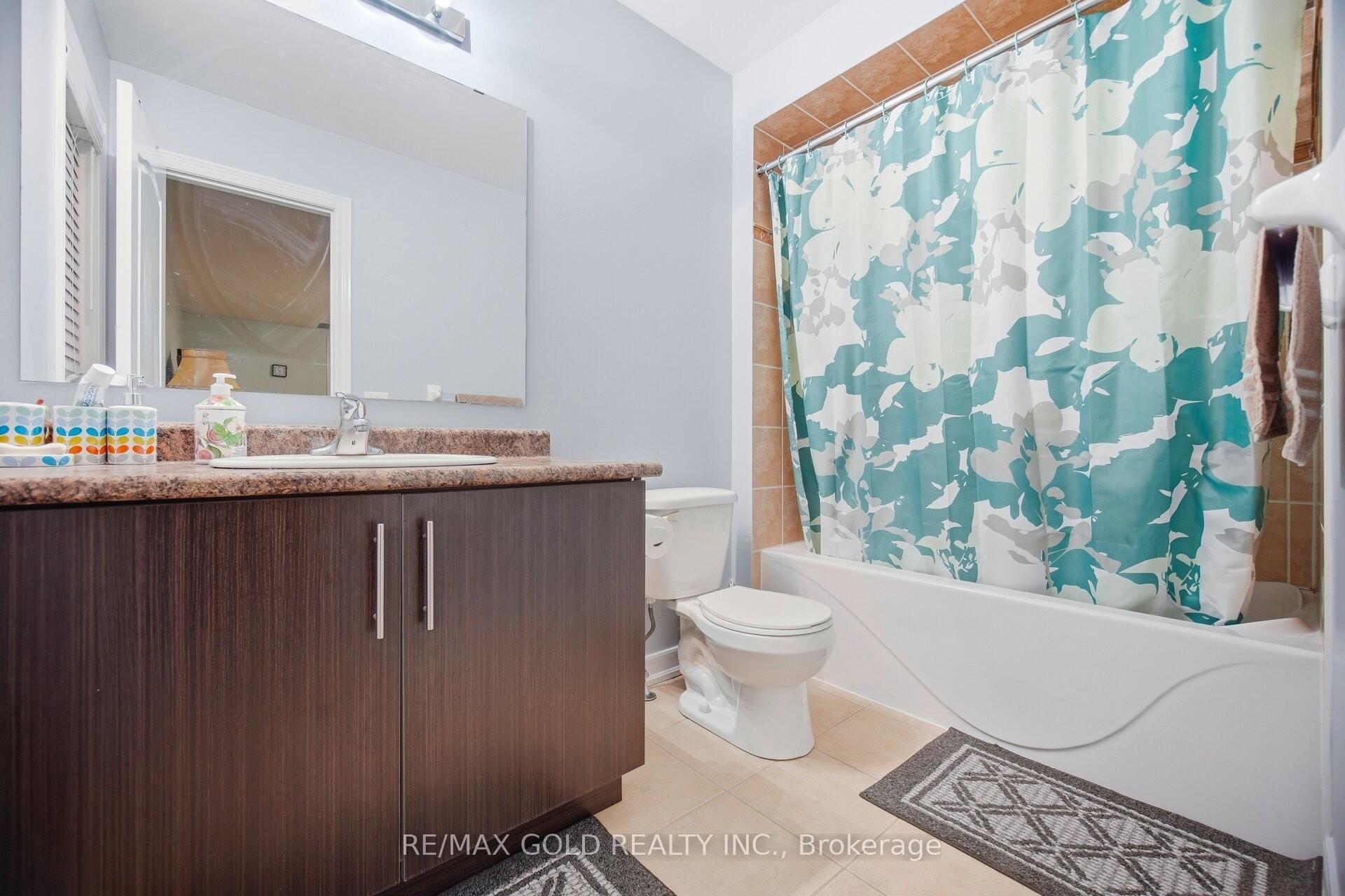 Photo 18 of 26 Drummondville Drive, Brampton, Bram East — HOMEH