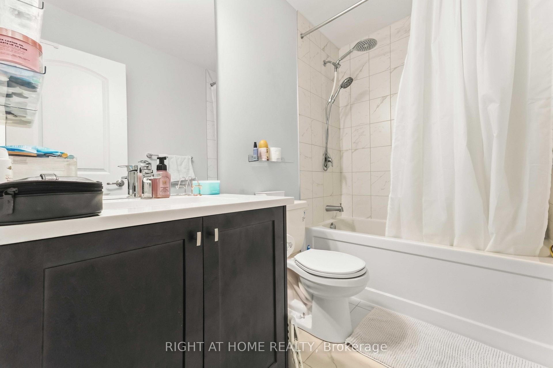 Photo 42 of 206 Parnian Private, Ottawa, Barrhaven - Half Moon Bay — HOMEH