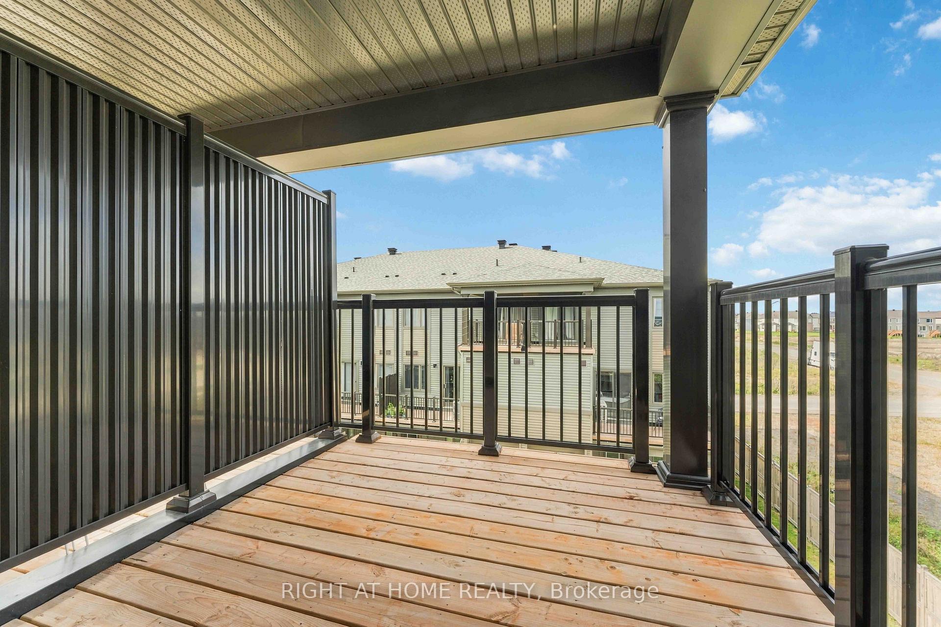 Photo 52 of 206 Parnian Private, Ottawa, Barrhaven - Half Moon Bay — HOMEH