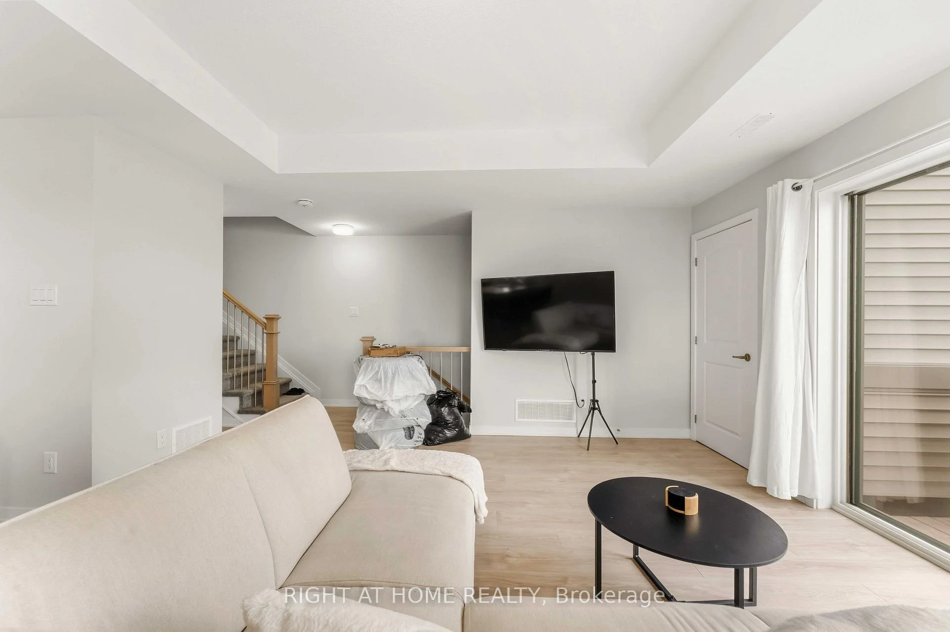 Photo 20 of 206 Parnian Private, Ottawa, Barrhaven - Half Moon Bay — HOMEH