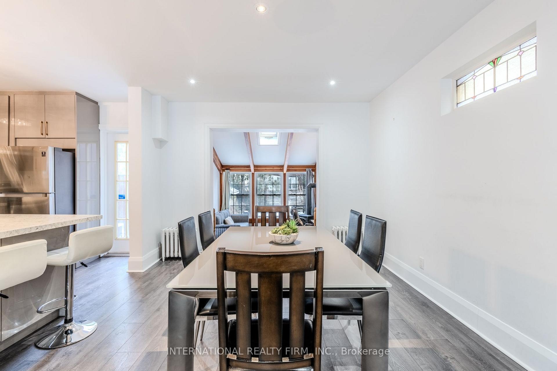 Photo 7 of 47 Maxwell Avenue, Toronto, Yonge-Eglinton — HOMEH