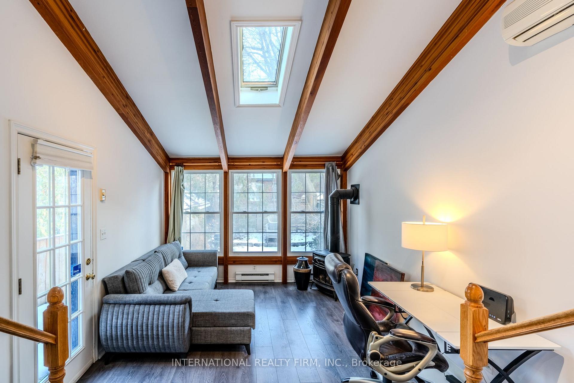 Photo 11 of 47 Maxwell Avenue, Toronto, Yonge-Eglinton — HOMEH