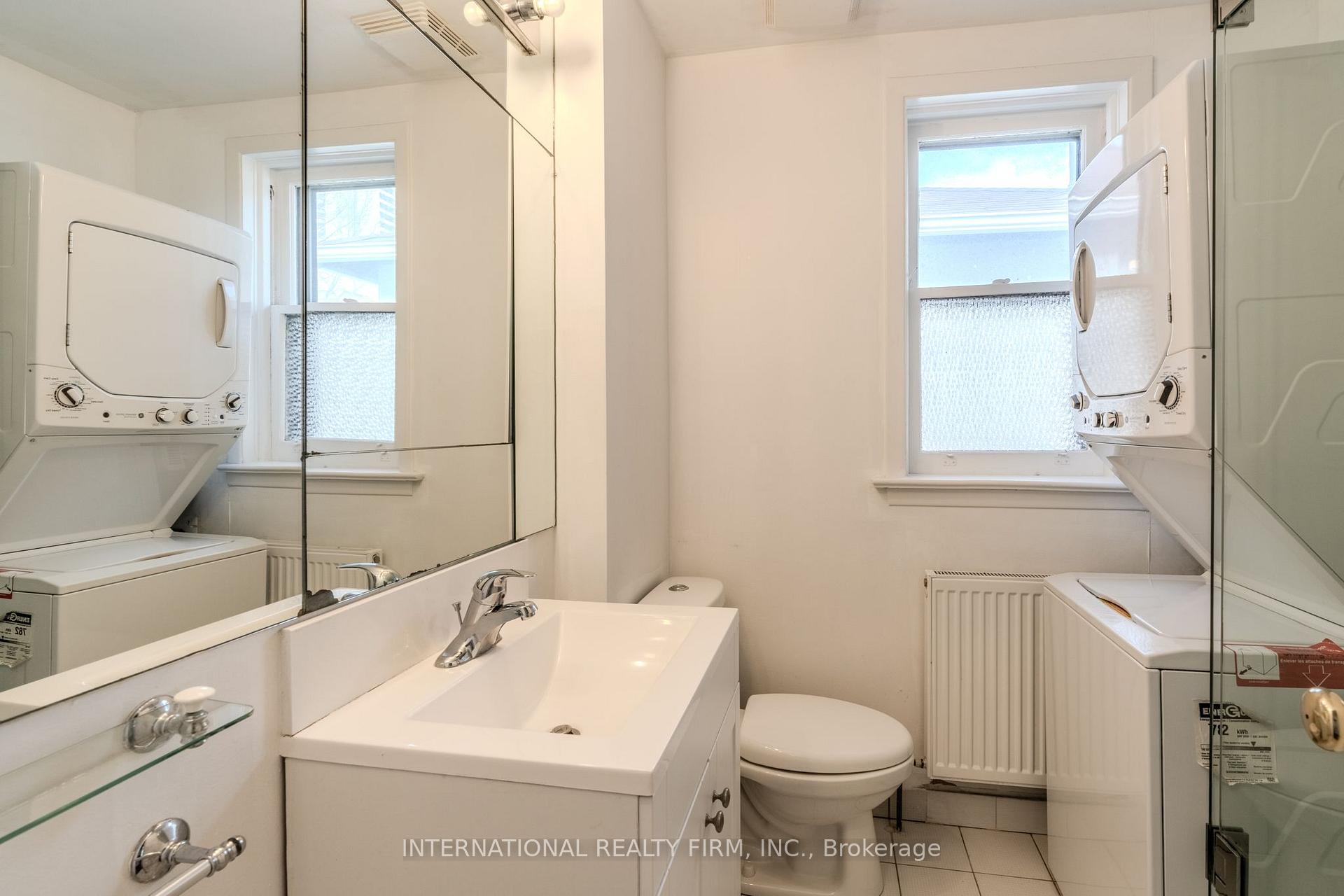 Photo 18 of 47 Maxwell Avenue, Toronto, Yonge-Eglinton — HOMEH