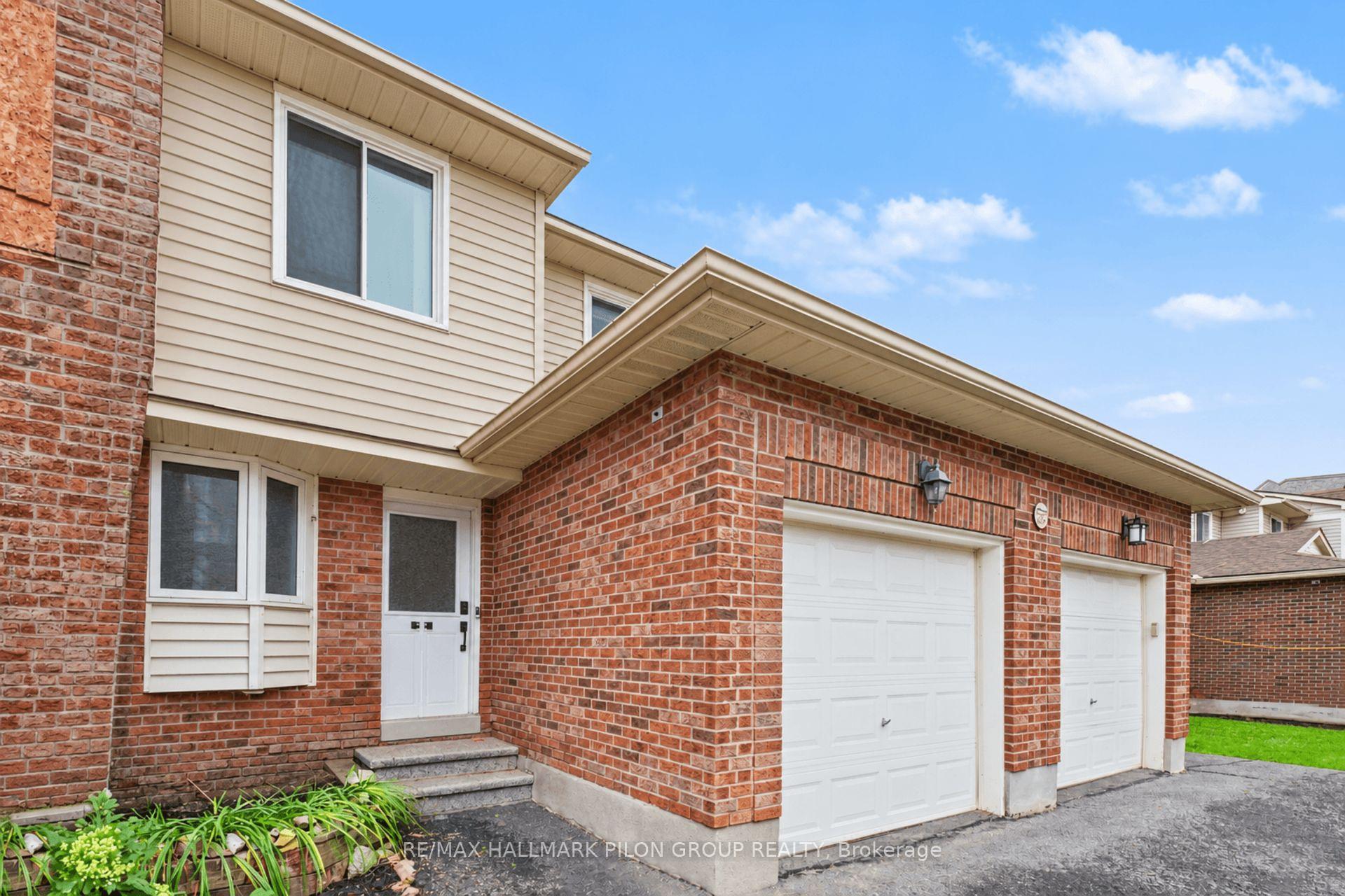 Photo of Unit B, 106 Valley Stream Drive