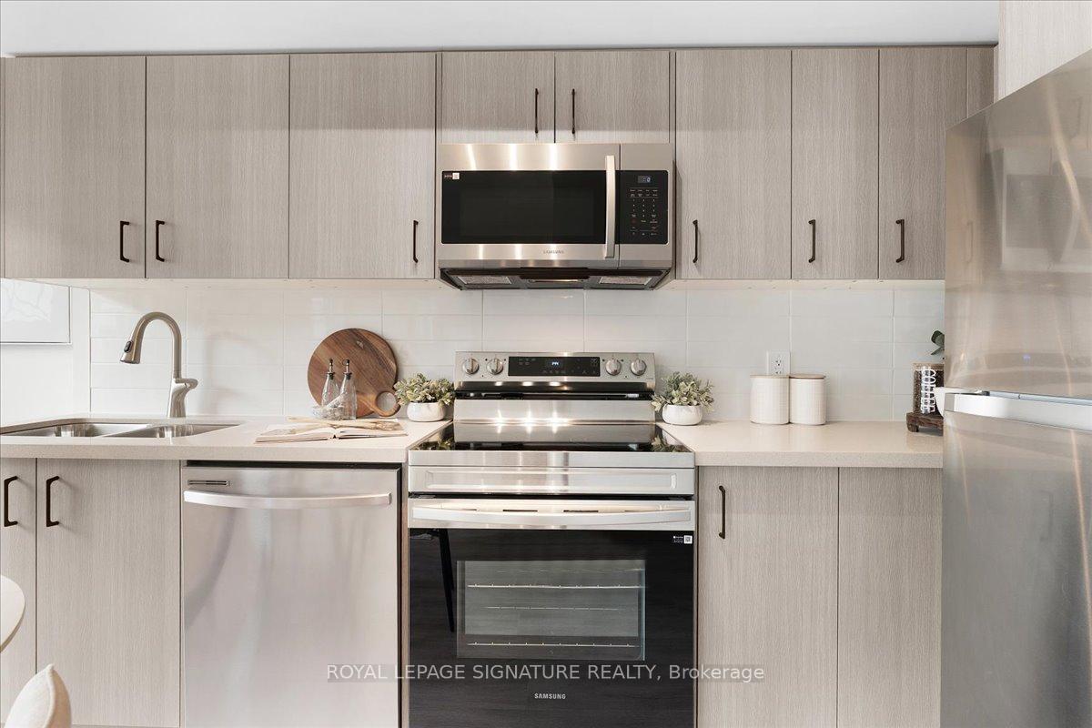Photo 4 of Unit 306, 3427 Sheppard Avenue E, Scarborough, Tam O'Shanter-Sullivan — HOMEH