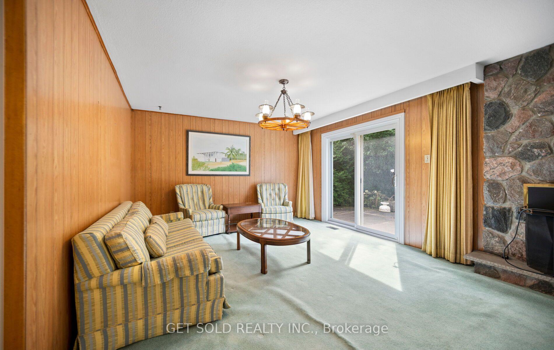 Photo 28 of 11 Parmalea Crescent, Etobicoke, Willowridge-Martingrove-Richview — HOMEH