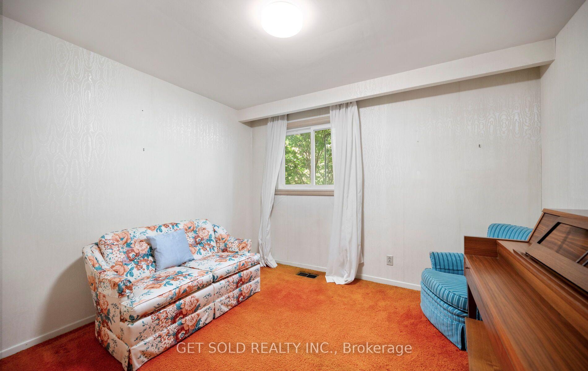 Photo 31 of 11 Parmalea Crescent, Etobicoke, Willowridge-Martingrove-Richview — HOMEH