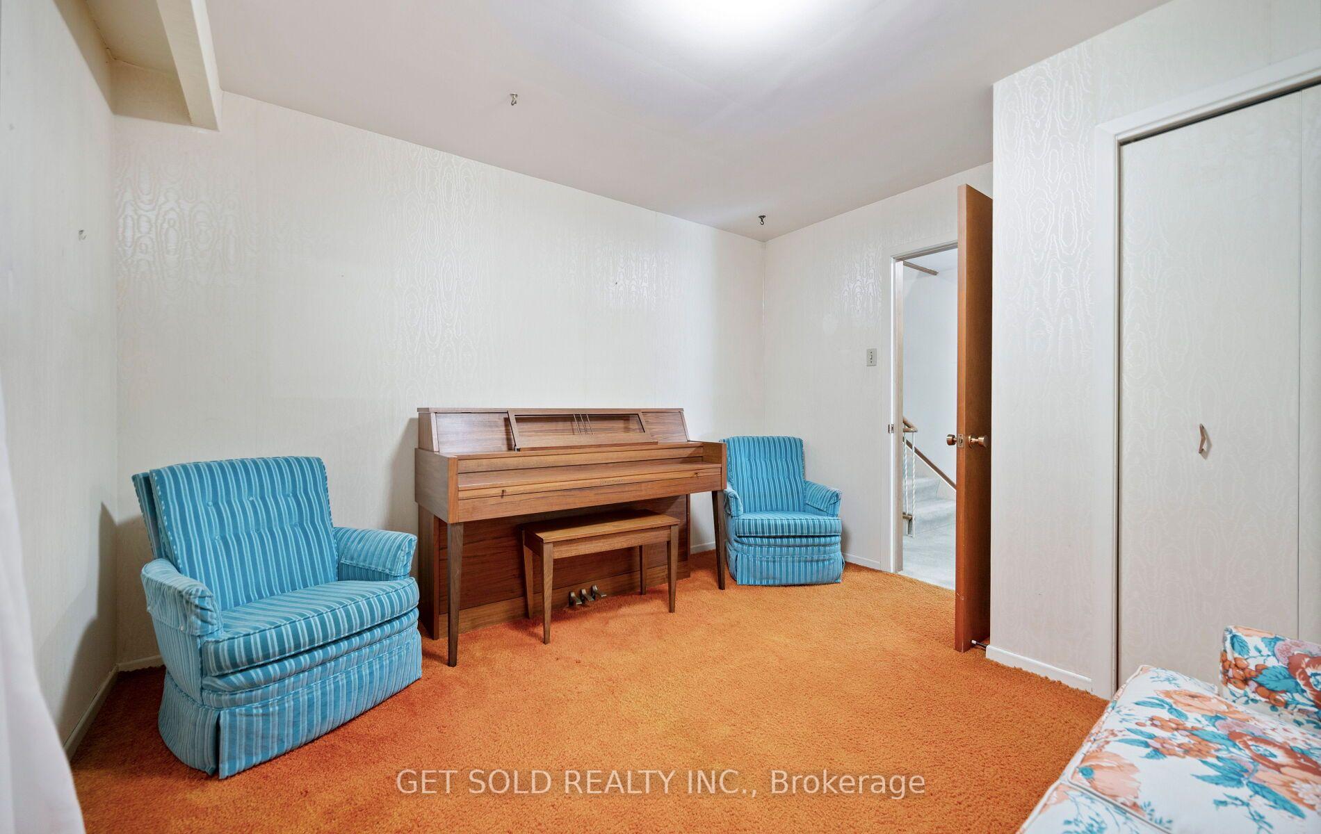 Photo 32 of 11 Parmalea Crescent, Etobicoke, Willowridge-Martingrove-Richview — HOMEH