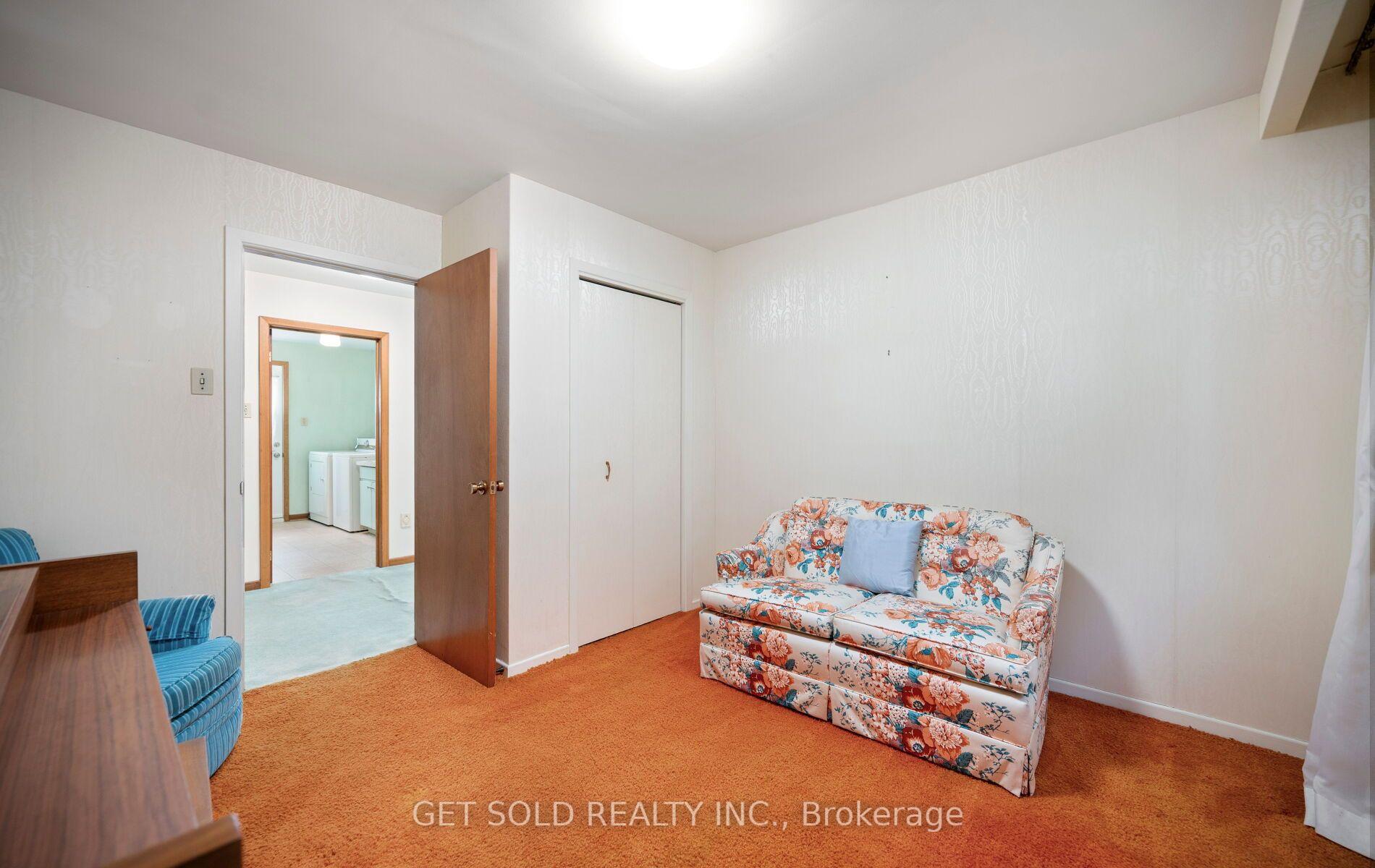 Photo 33 of 11 Parmalea Crescent, Etobicoke, Willowridge-Martingrove-Richview — HOMEH