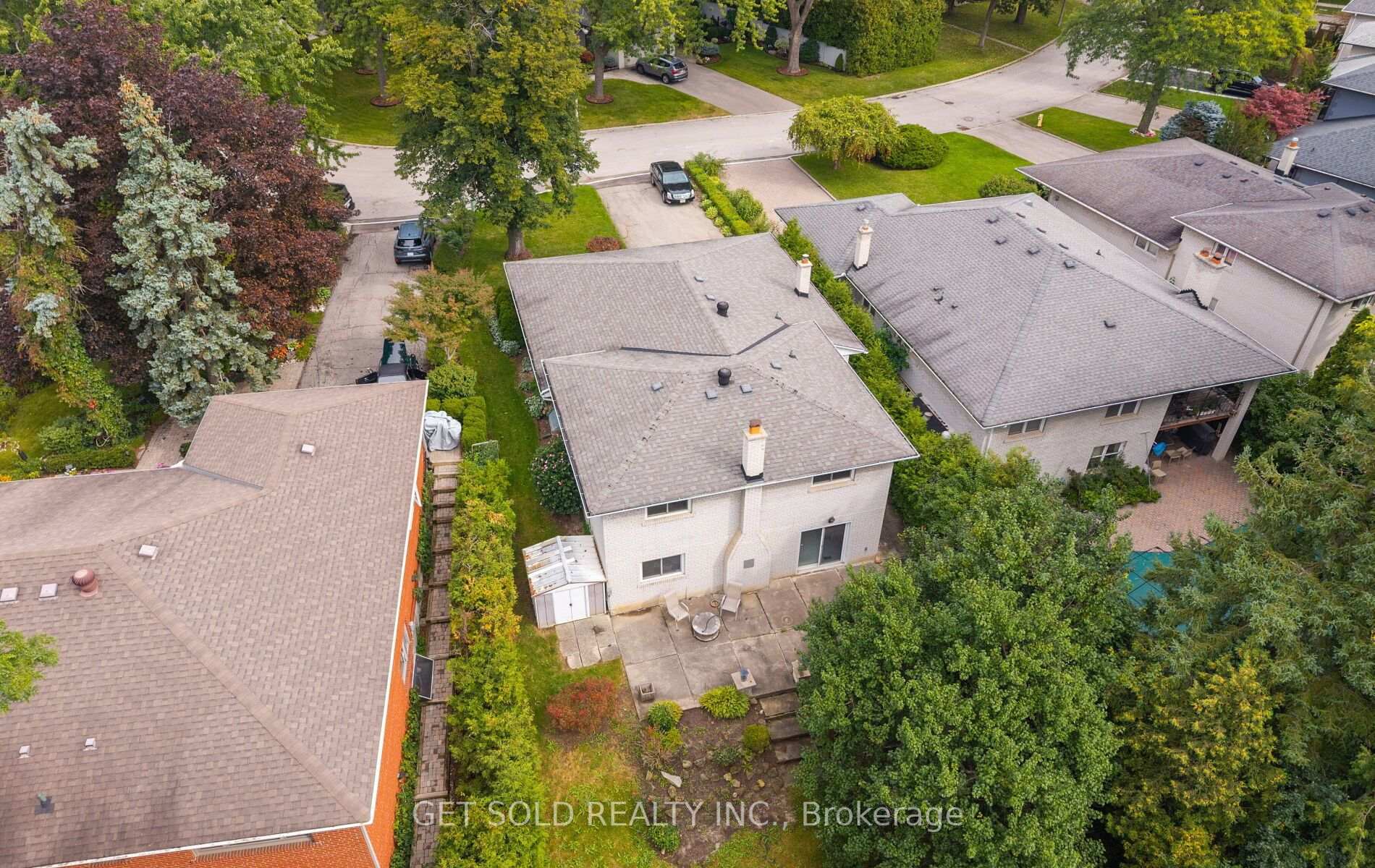 Photo 49 of 11 Parmalea Crescent, Etobicoke, Willowridge-Martingrove-Richview — HOMEH