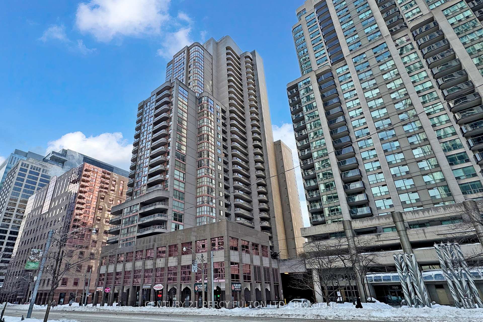 Front of Unit 703, 736 Bay Street