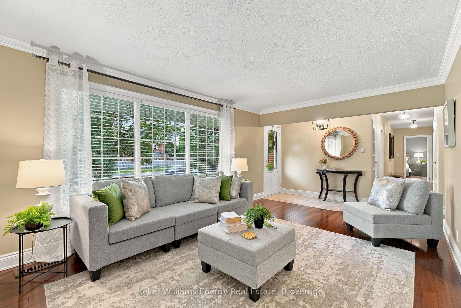 Photo 12 of 440 Conlin Road E, Oshawa, Kedron — HOMEH