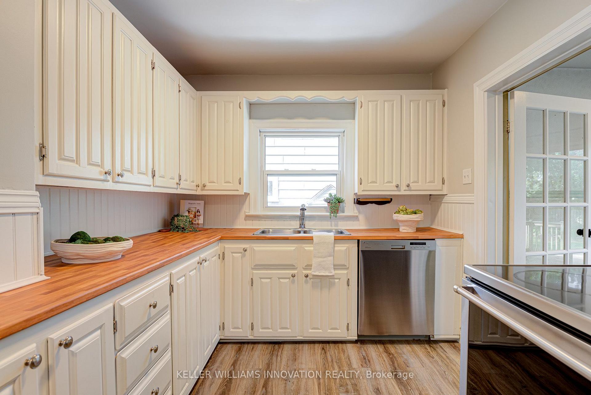 Photo 17 of 99 Shantz Lane, Kitchener, Eastwood — HOMEH