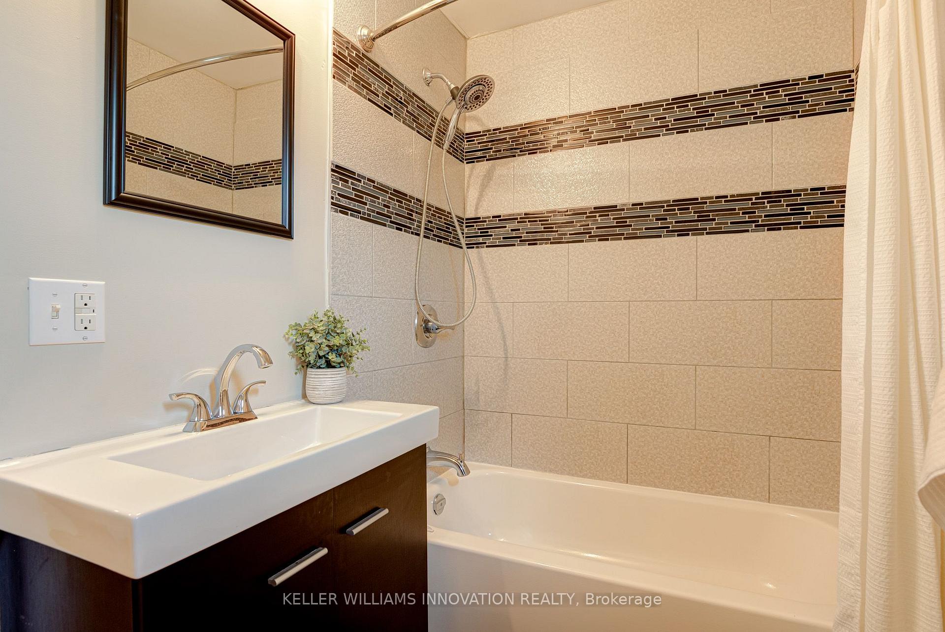 Photo 21 of 99 Shantz Lane, Kitchener, Eastwood — HOMEH