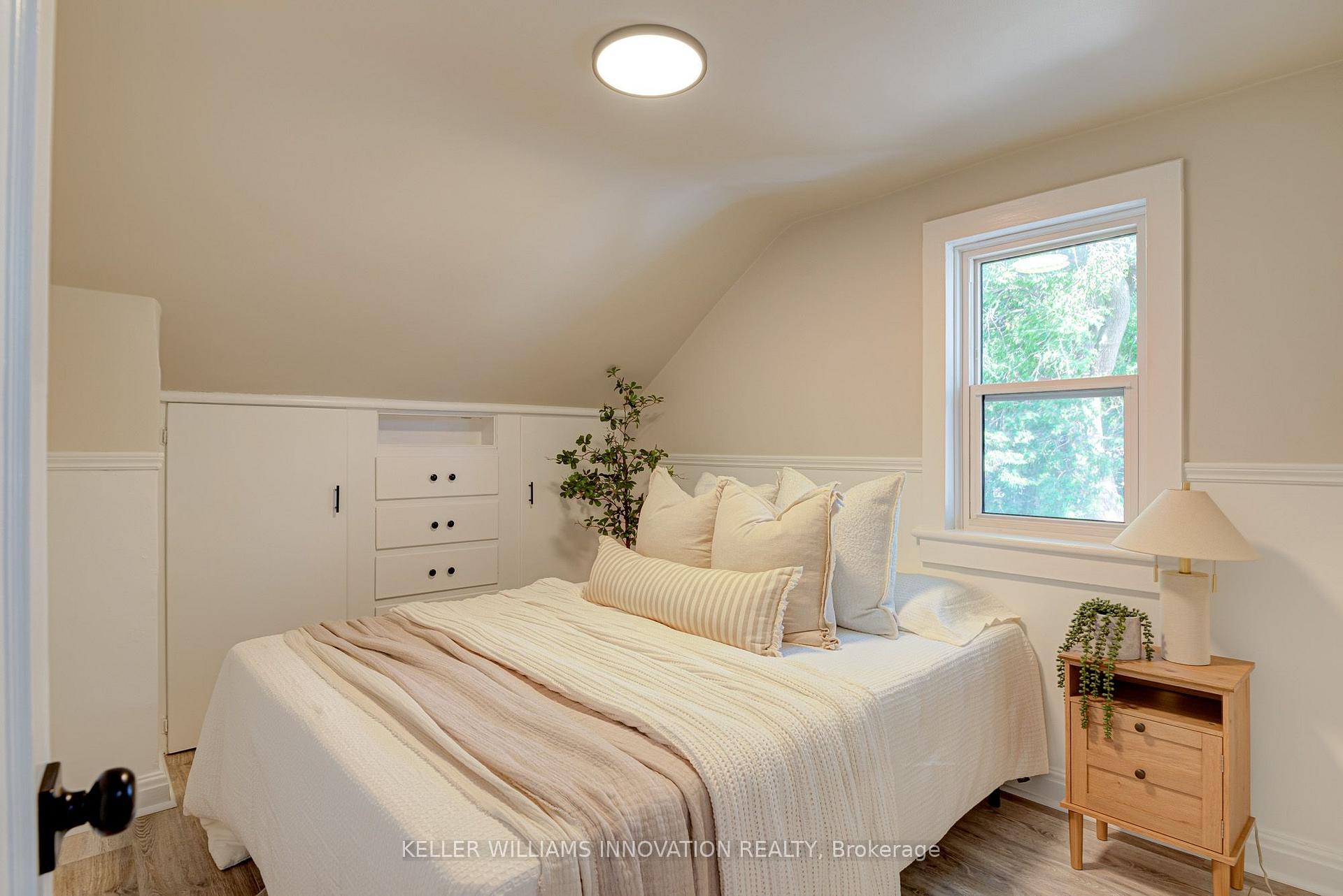 Photo 24 of 99 Shantz Lane, Kitchener, Eastwood — HOMEH