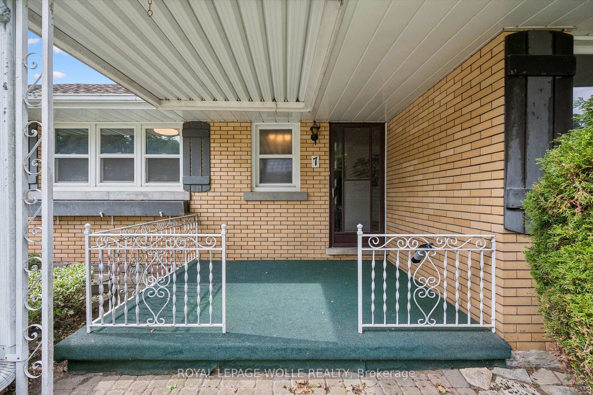 Photo 9 of 7 Admiral Road, Kitchener, St. Marys Hospital — HOMEH