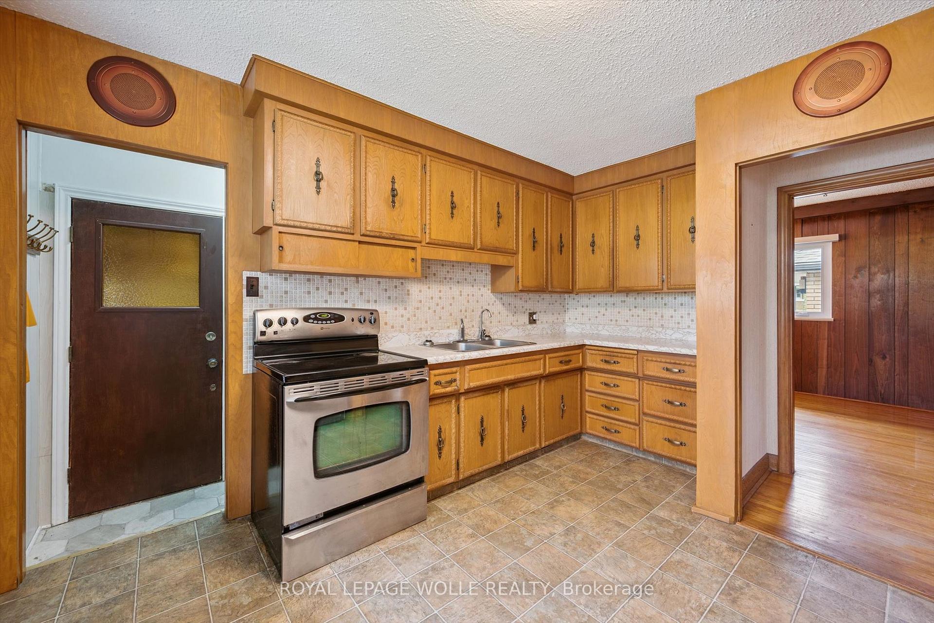 Photo 23 of 7 Admiral Road, Kitchener, St. Marys Hospital — HOMEH
