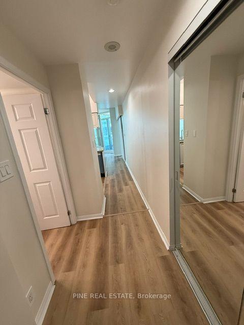 Photo 3 of Unit 1119, 230 Queens Quay, Toronto, Waterfront Communities — HOMEH