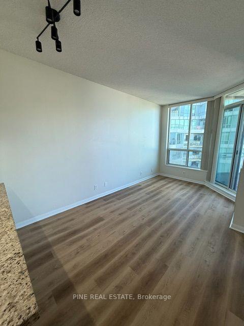 Photo 9 of Unit 1119, 230 Queens Quay, Toronto, Waterfront Communities — HOMEH