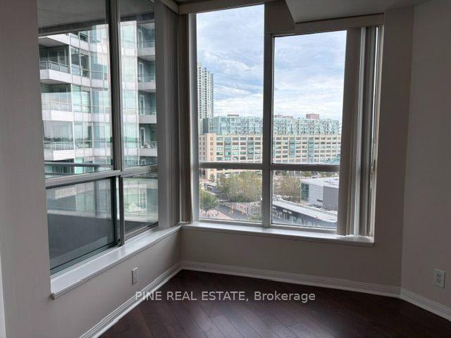 Photo 17 of Unit 1119, 230 Queens Quay, Toronto, Waterfront Communities — HOMEH