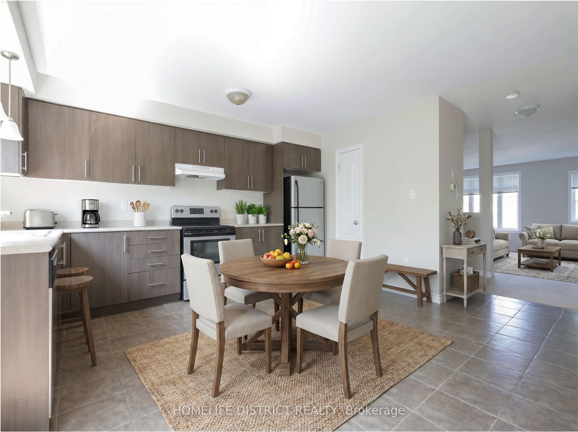 Photo 11 of 14 Katerson Lane, Clarington, Courtice — HOMEH