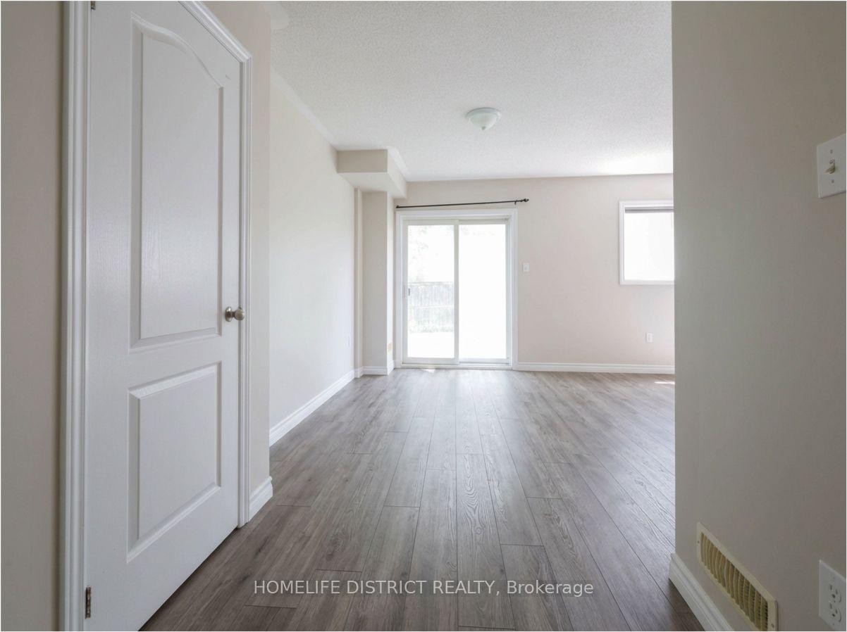 Photo 13 of 14 Katerson Lane, Clarington, Courtice — HOMEH