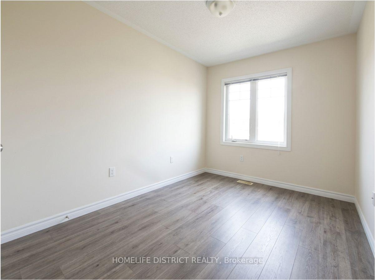 Photo 19 of 14 Katerson Lane, Clarington, Courtice — HOMEH