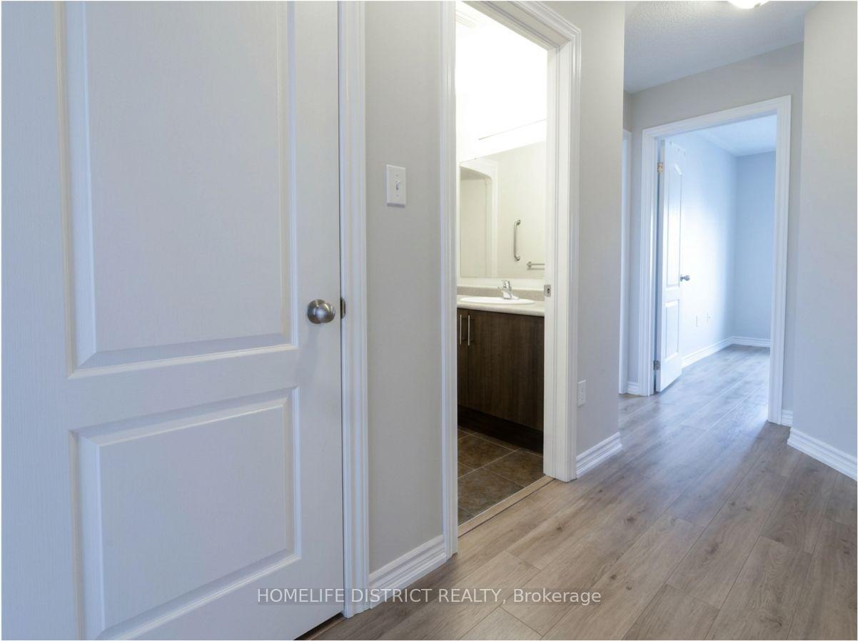 Photo 21 of 14 Katerson Lane, Clarington, Courtice — HOMEH