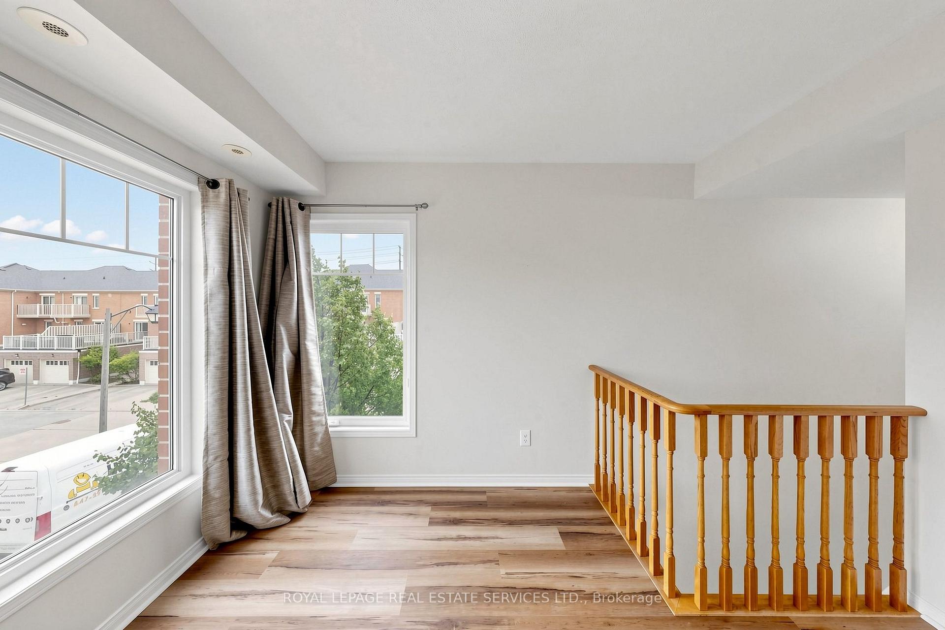 Photo 12 of Unit 49, 5050 Intrepid Drive, Mississauga, Churchill Meadows — HOMEH
