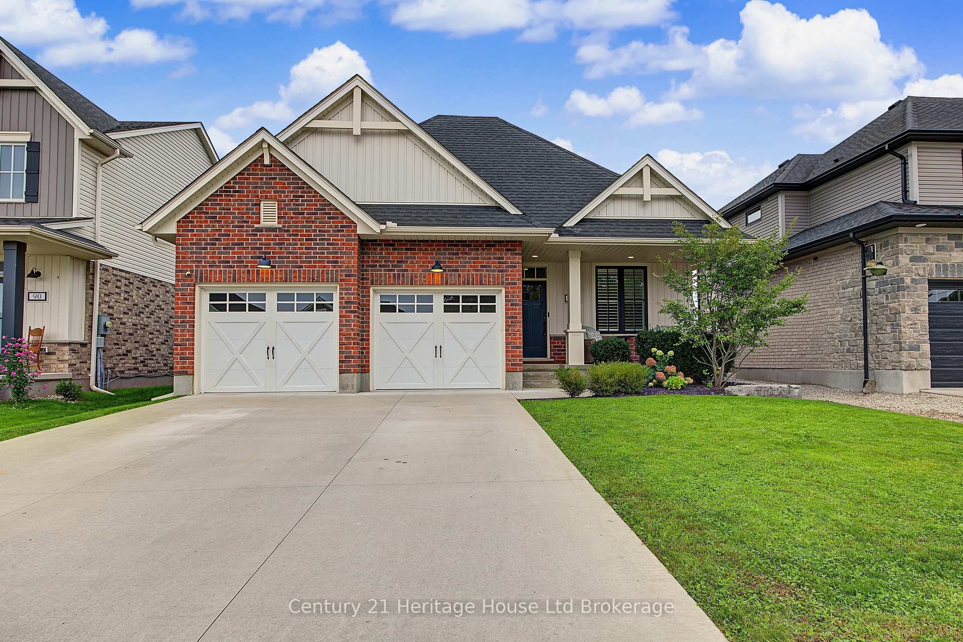 Photo 1 of 92 Dereham Drive, Tillsonburg — HOMEH