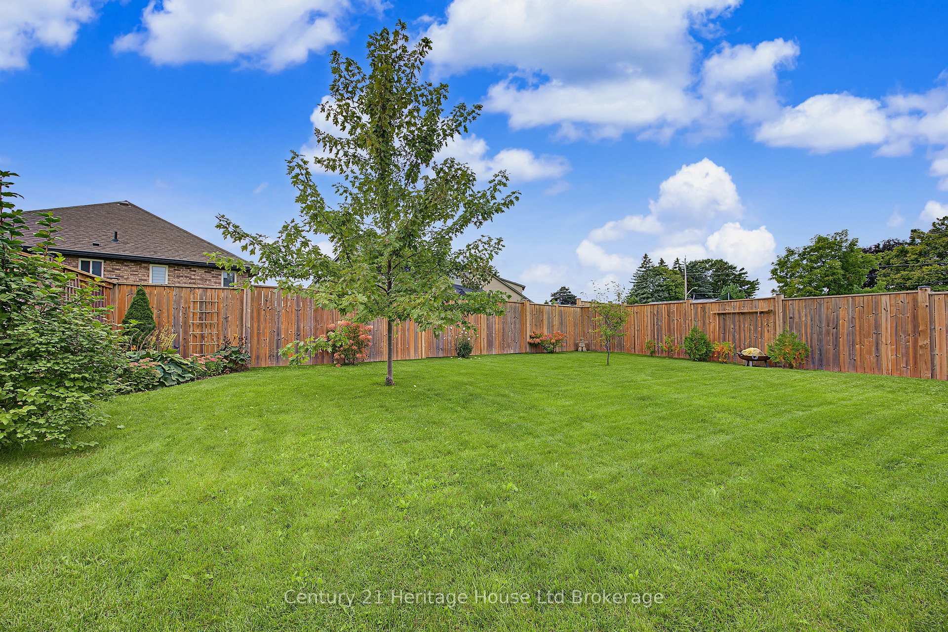 Photo 28 of 92 Dereham Drive, Tillsonburg — HOMEH