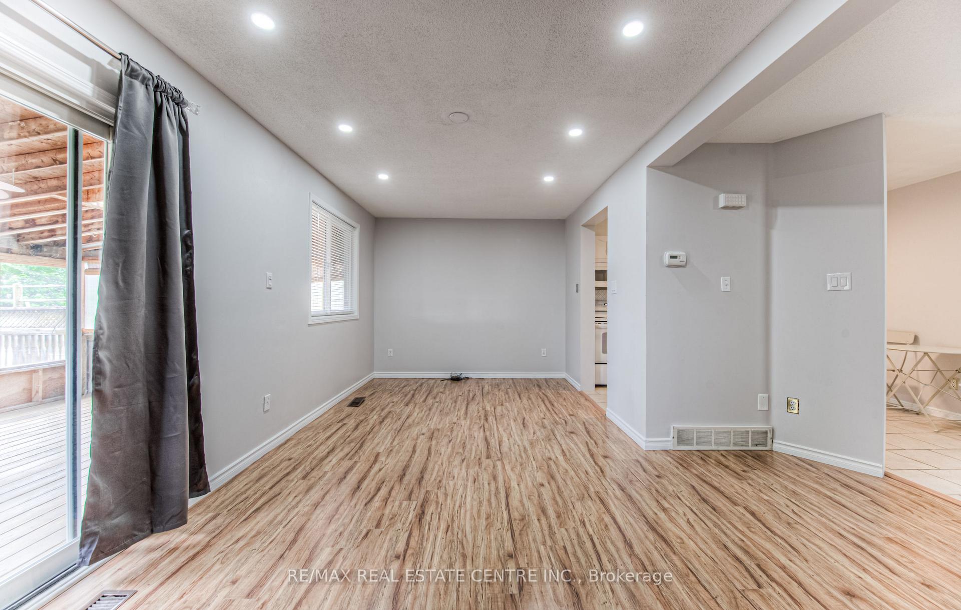 Photo 17 of 2A Paisley Heights, Cambridge, Greenway-Chaplin — HOMEH