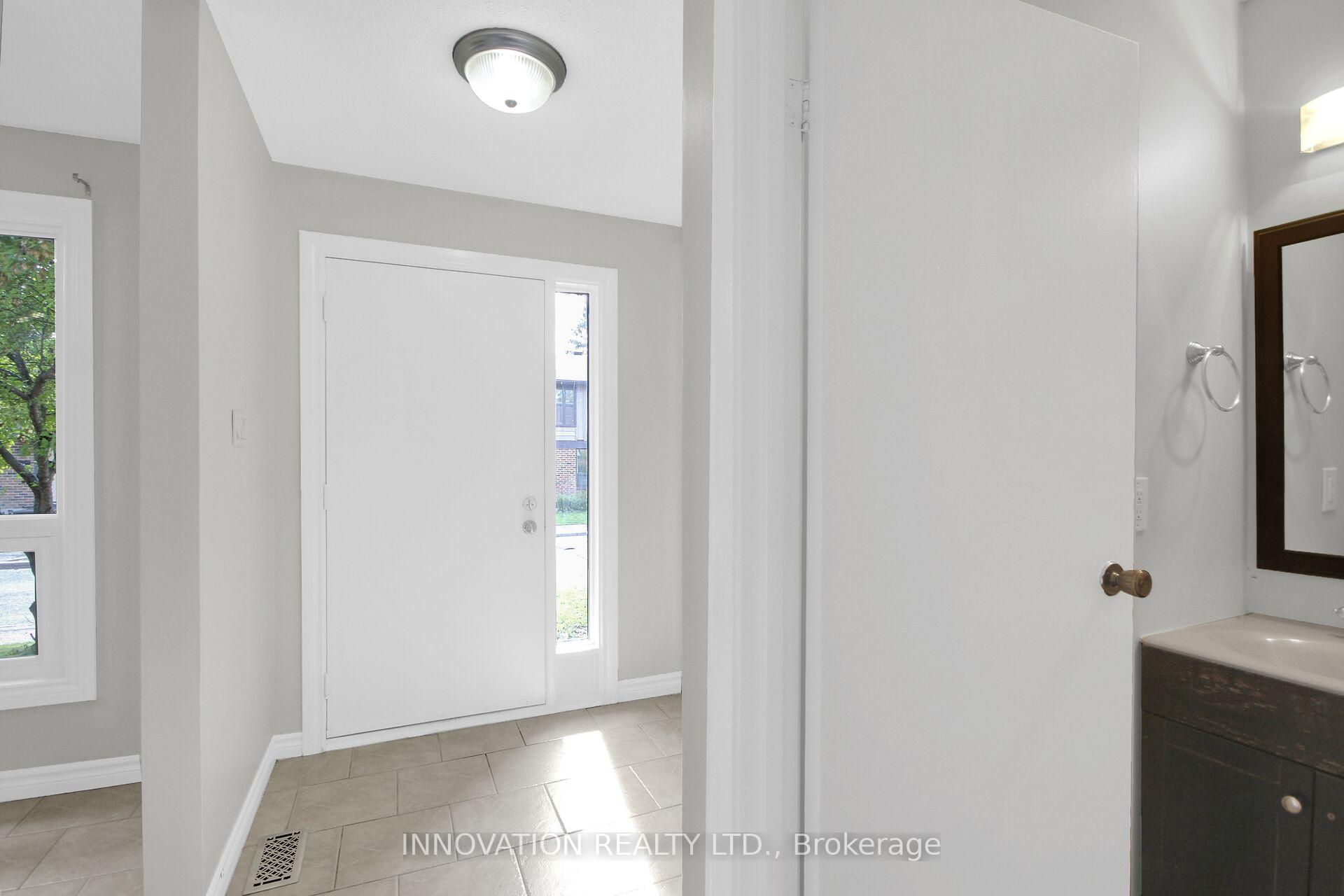 Photo 5 of Unit 109, 860 Cahill Drive W, Ottawa, Hunt Club — HOMEH