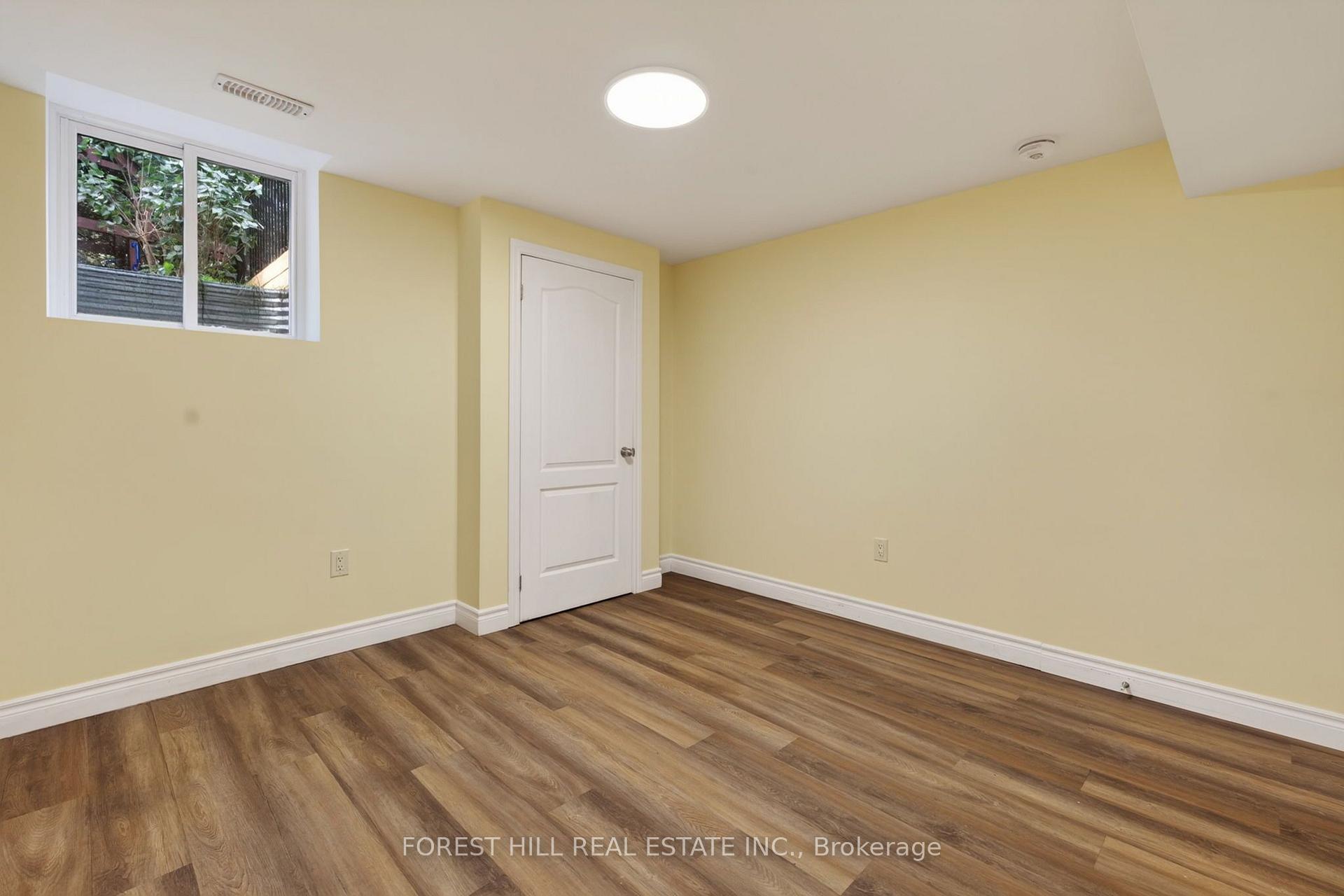 Photo 8 of Unit Basement, 22 Rockwood Crescent, Vaughan, Beverley Glen — HOMEH