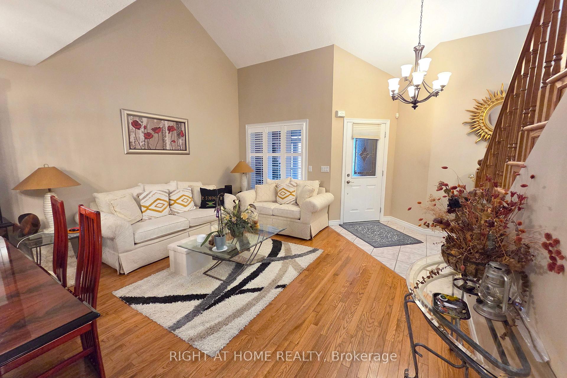 Photo 7 of 174 Riverwalk Place, Guelph/Eramosa, Rockwood — HOMEH