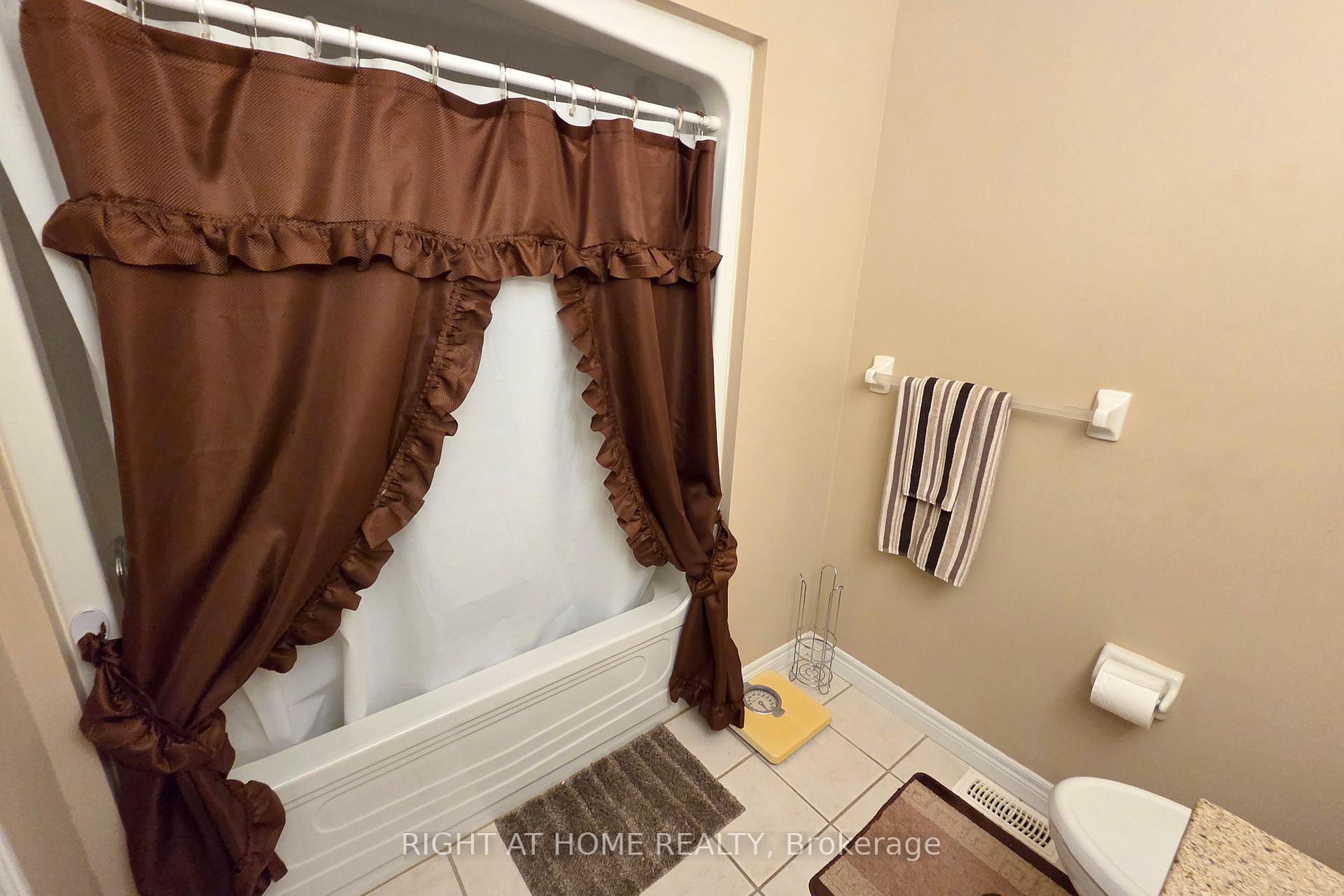 Photo 29 of 174 Riverwalk Place, Guelph/Eramosa, Rockwood — HOMEH