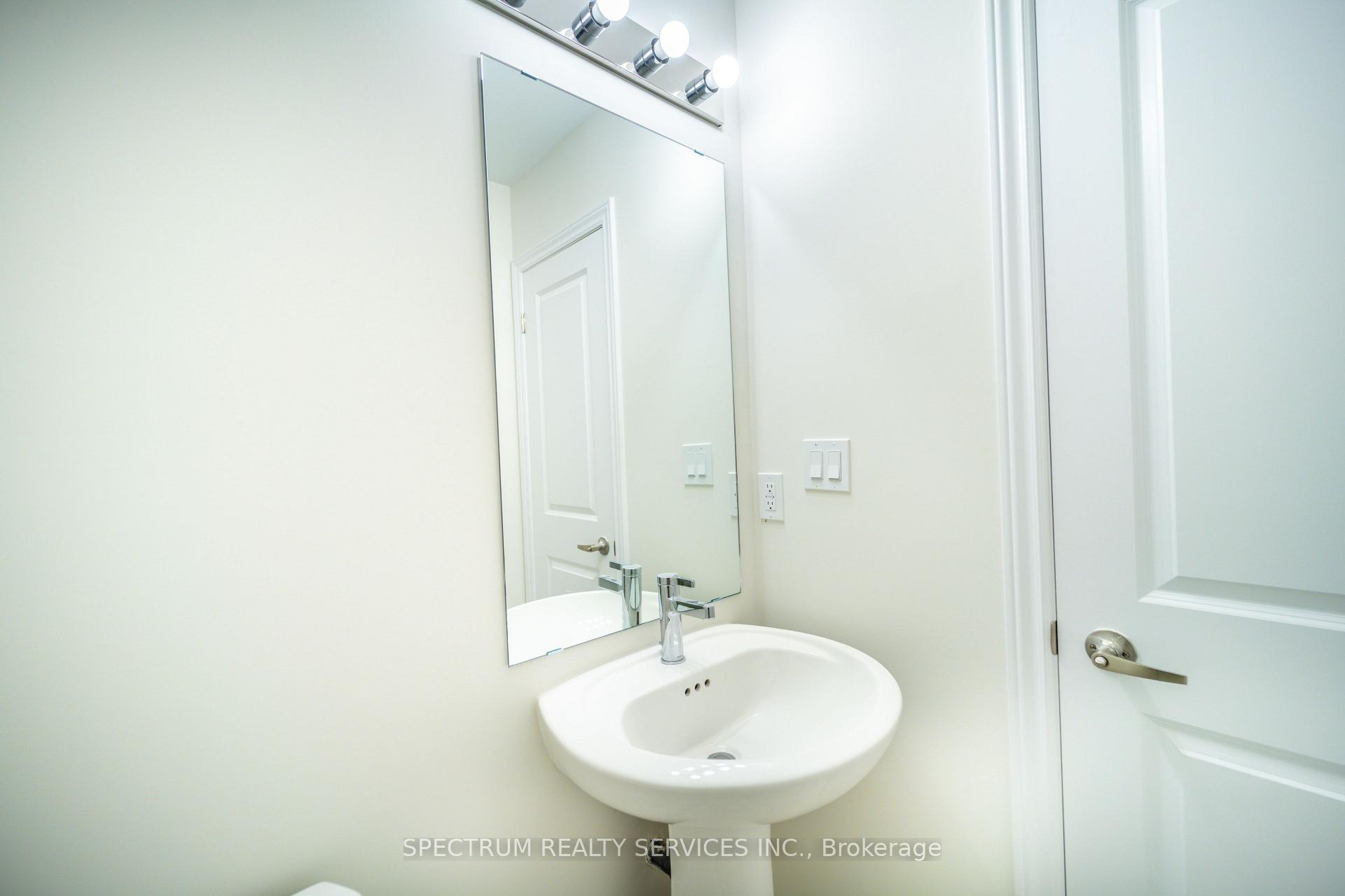 Photo 15 of 19 Chapman Road, Brant, Paris — HOMEH
