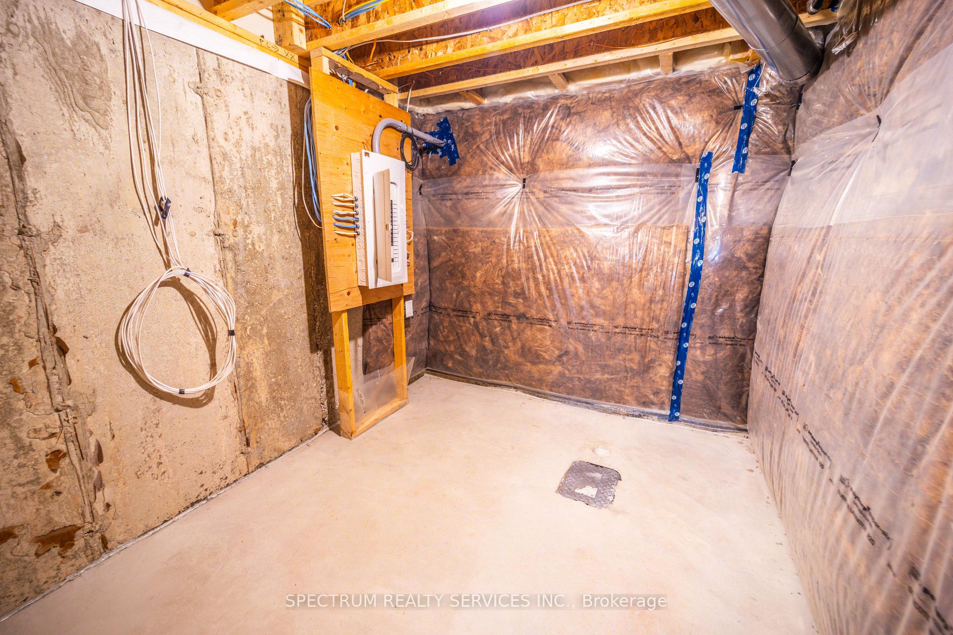 Photo 19 of 19 Chapman Road, Brant, Paris — HOMEH