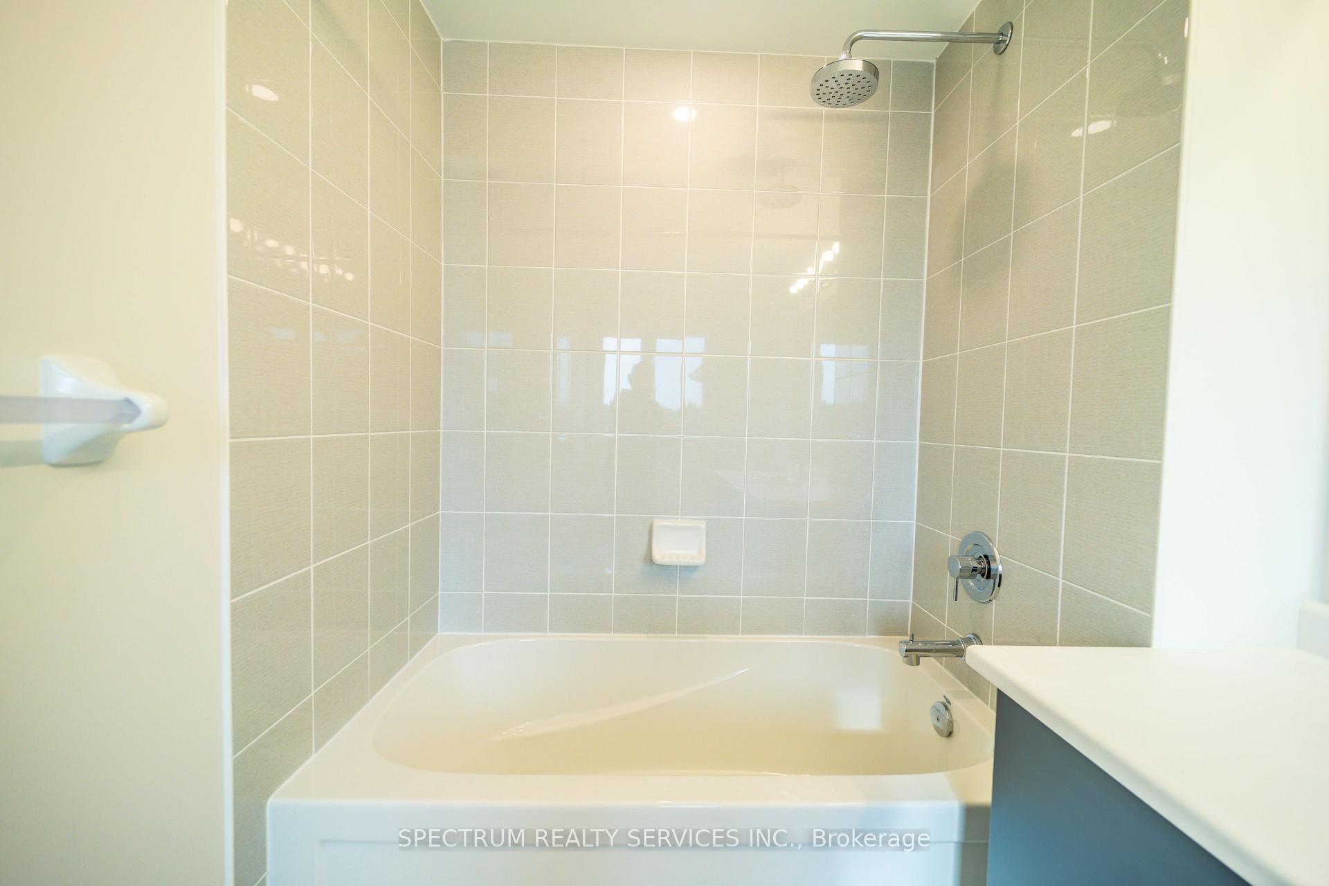 Photo 24 of 19 Chapman Road, Brant, Paris — HOMEH