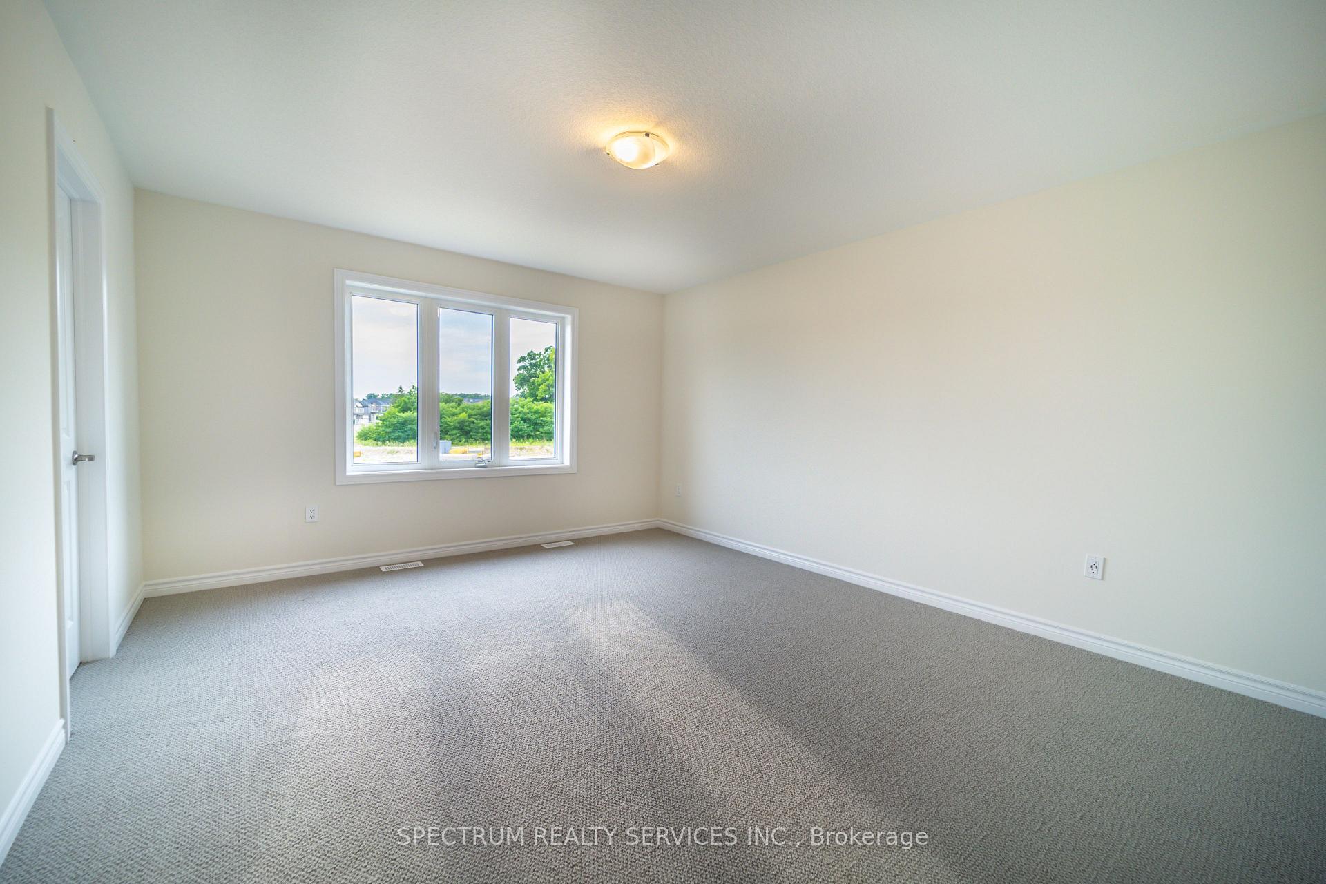 Photo 26 of 19 Chapman Road, Brant, Paris — HOMEH