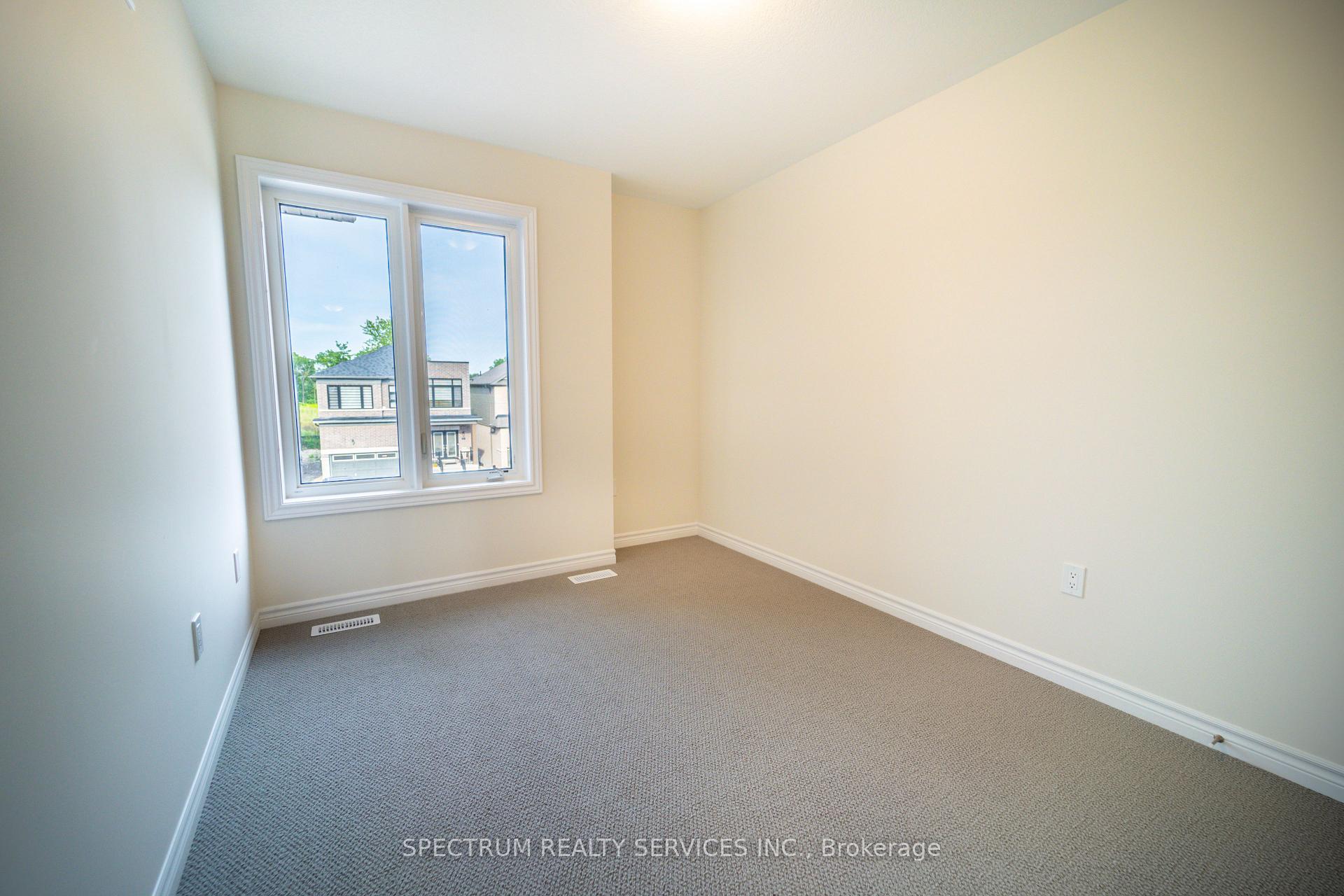 Photo 31 of 19 Chapman Road, Brant, Paris — HOMEH