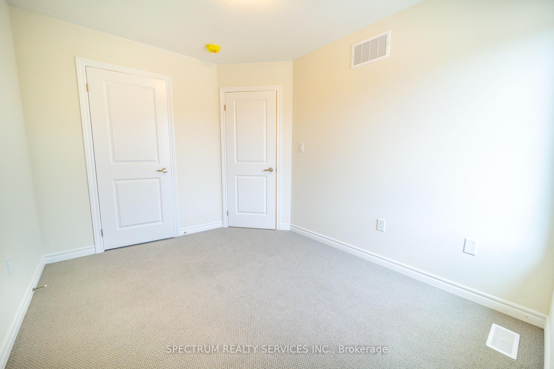 Photo 32 of 19 Chapman Road, Brant, Paris — HOMEH