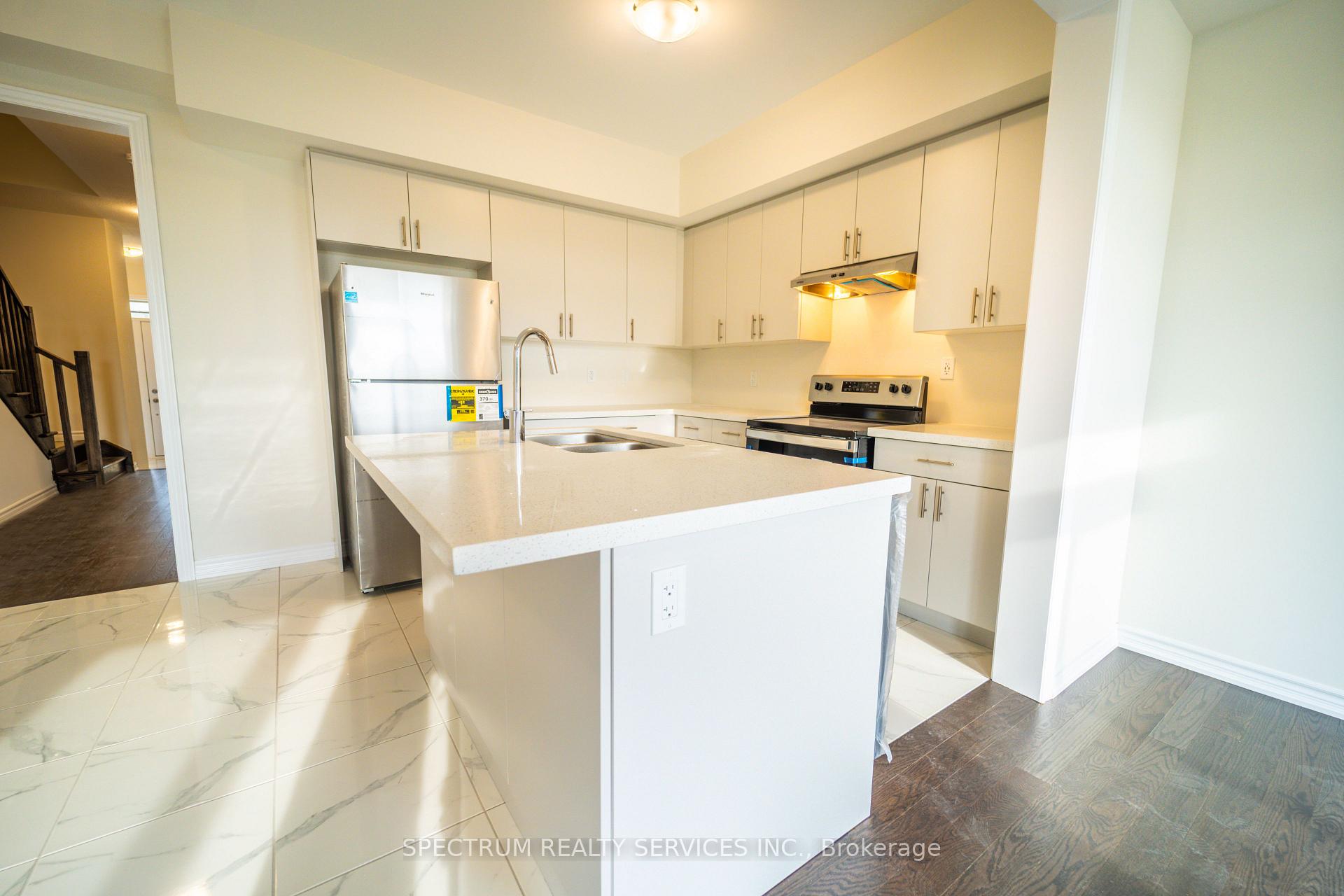 Photo 35 of 19 Chapman Road, Brant, Paris — HOMEH