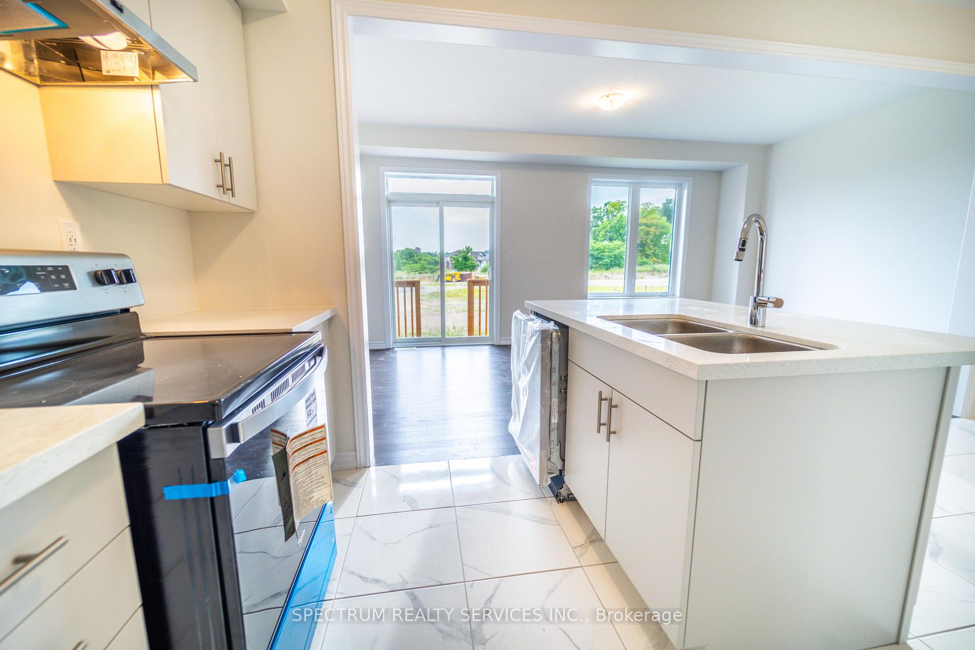 Photo 38 of 19 Chapman Road, Brant, Paris — HOMEH