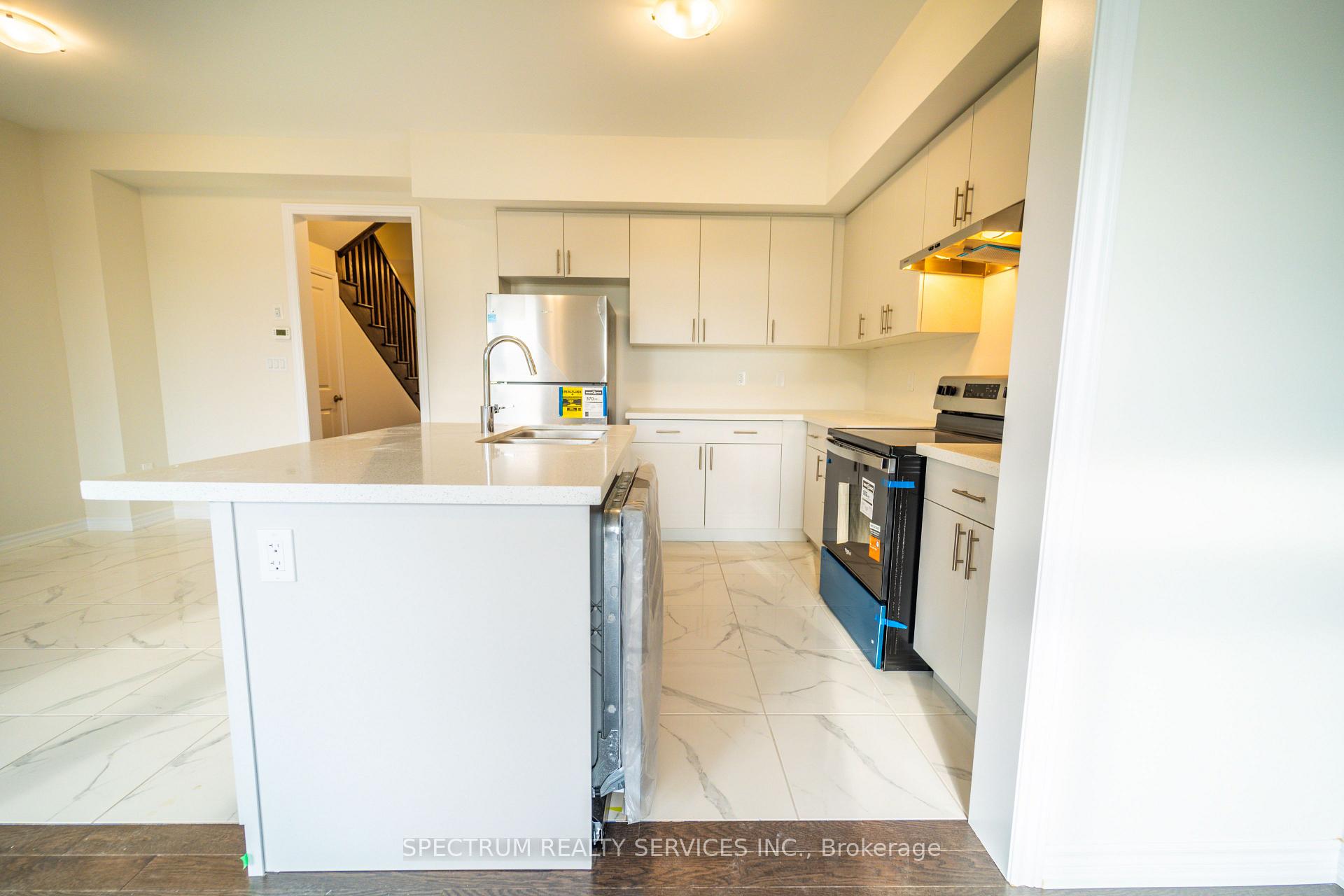 Photo 42 of 19 Chapman Road, Brant, Paris — HOMEH