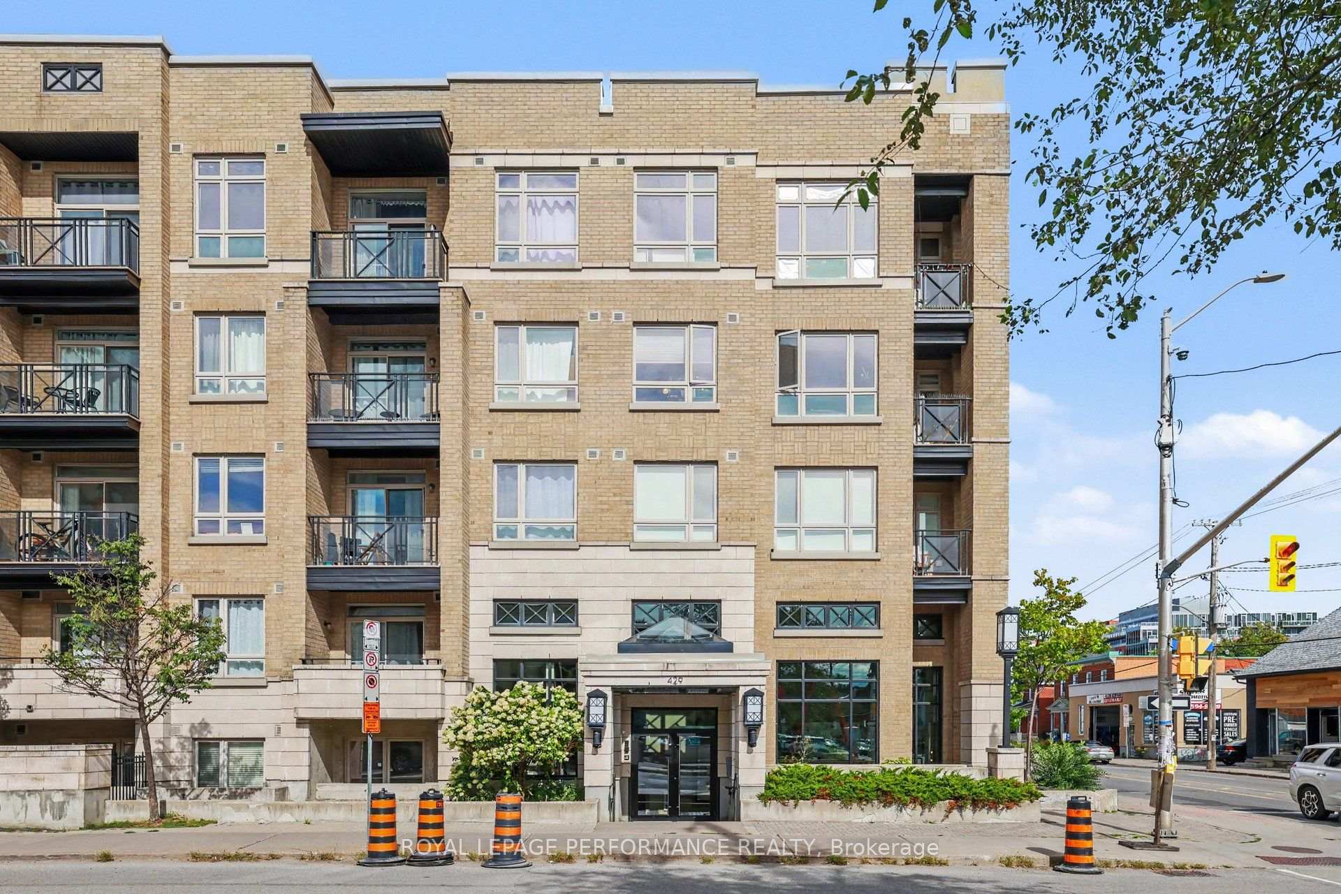 Photo 1 of Unit 417, 429 Kent Street, Ottawa, Ottawa Centre — HOMEH
