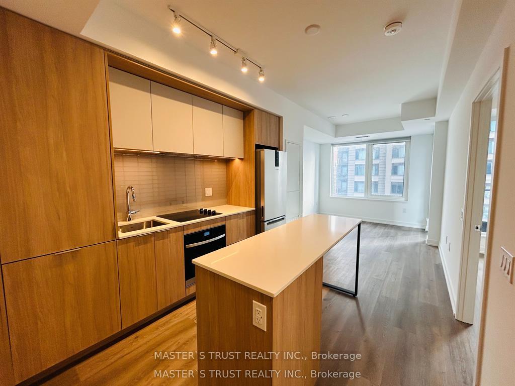 Photo of Unit 2007, 395 Square One Drive